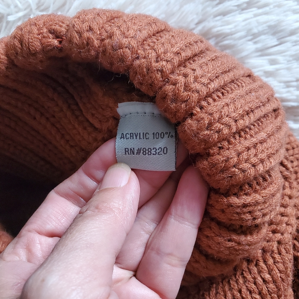 Beanie hat - Picture 2 of 2